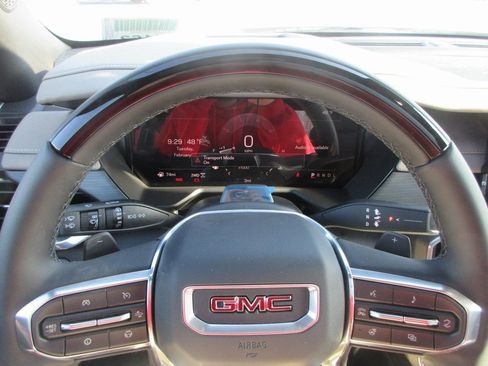 New 2026 GMC Acadia Elevation w/ Super Cruise Package AWD/4WD image 18