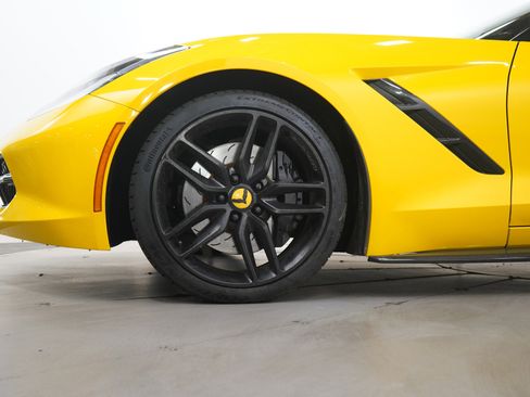Used 2014 Chevrolet Corvette Stingray Coupe RWD image 34