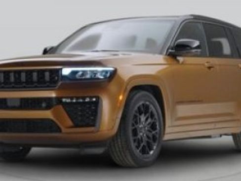 New 2026 Jeep Grand Cherokee 4WD 4D Sport Utility Laredo image 1