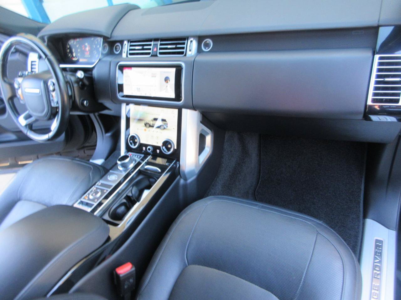 Used 2021 Land Rover Range Rover P525 Westminster Edition LWB AWD/4WD image 36
