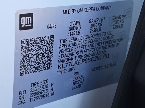 New 2025 Chevrolet Trax ACTIV w/ Sunroof Package image 18