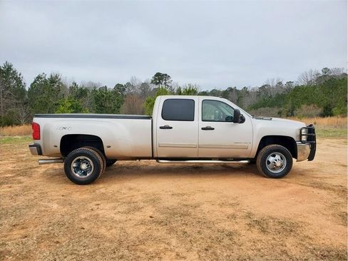 Used 2008 Chevrolet Silverado 3500 LT AWD/4WD image 13