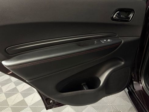 Used 2025 Dodge Durango GT image 28