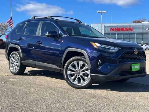 Used 2023 Toyota RAV4 XLE Premium image 1