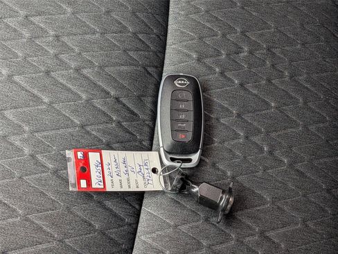 Certified 2026 Nissan Sentra SV w/ SV Convenience Package FWD image 20