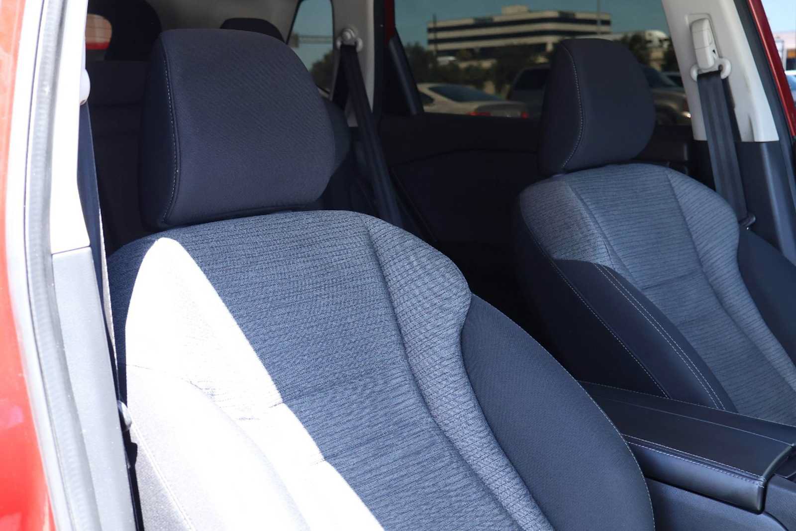 Used 2021 Nissan Rogue SV FWD image 14