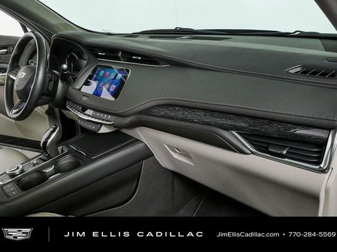 Certified 2023 Cadillac XT4 Premium Luxury w/ Cold Weather Package AWD/4WD image 24