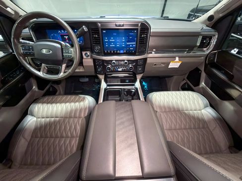 Used 2026 Ford F450 Platinum w/ Platinum Plus Package AWD/4WD image 11