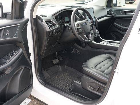 Used 2024 Ford Edge SEL w/ Convenience Package AWD/4WD image 17