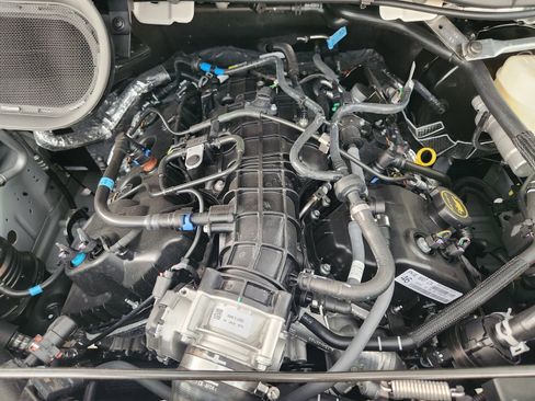 New 2025 Ford Transit 250 148 Medium Roof Extended AWD w/ Load Area Protection Package image 24