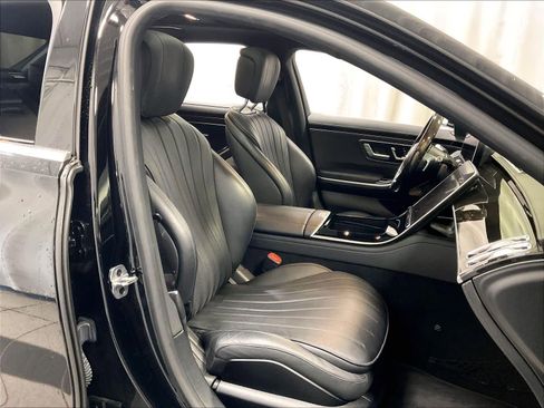 Used 2022 Mercedes-Benz S 500 4MATIC image 11