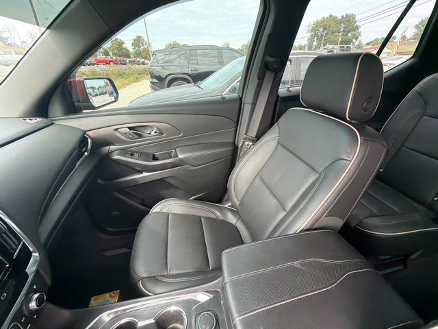 Used 2023 Chevrolet Traverse Premier w/ LPO, Floor Liner Package AWD/4WD image 51