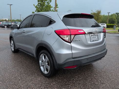 Used 2021 Honda HR-V LX image 4