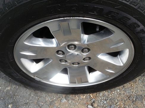 Used 2012 GMC Yukon SLT w/ SLT-2 Equipment Package image 14