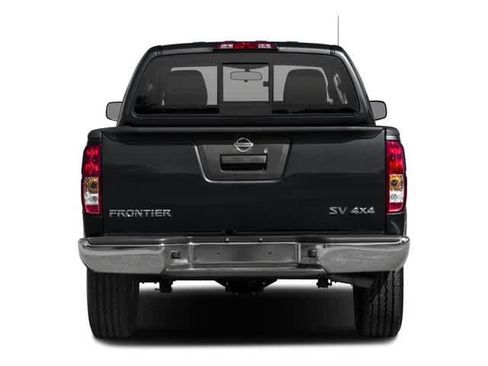 Used 2016 Nissan Frontier SV RWD image 8