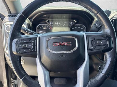 Used 2020 GMC Sierra 1500 SLT RWD image 10