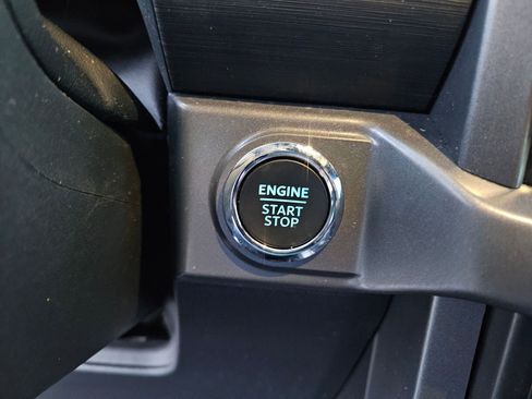 Used 2025 Ford F150 XLT w/ Equipment Group 302A MID image 22