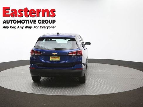 Used 2022 Chevrolet Equinox LS AWD/4WD image 36