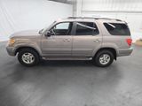 Used 2001 Toyota Sequoia Limited image 2