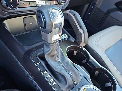 Used 2024 Ford Bronco Big Bend image 16