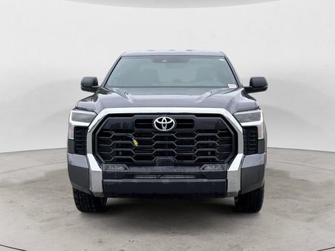 Used 2025 Toyota Tundra SR5 AWD/4WD image 2