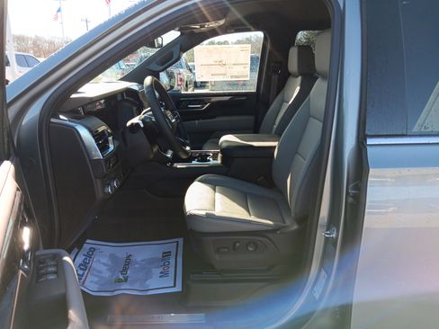 New 2026 GMC Yukon XL Elevation image 6