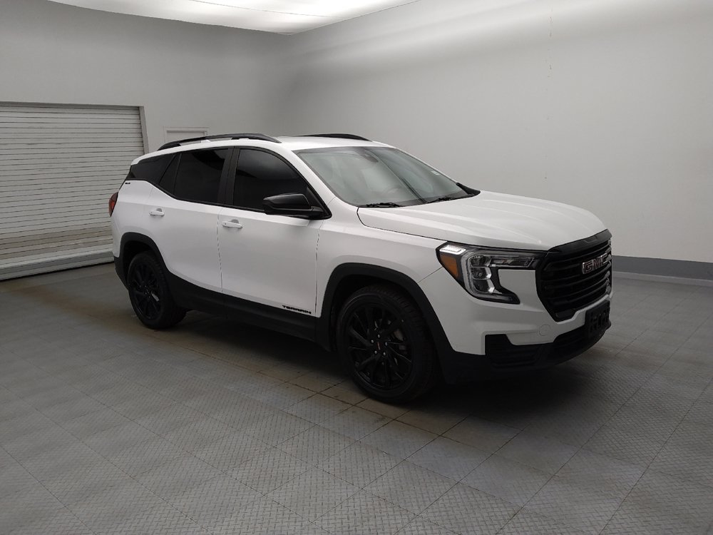 Used 2023 GMC Terrain SLE w/ Elevation Edition FWD image 11