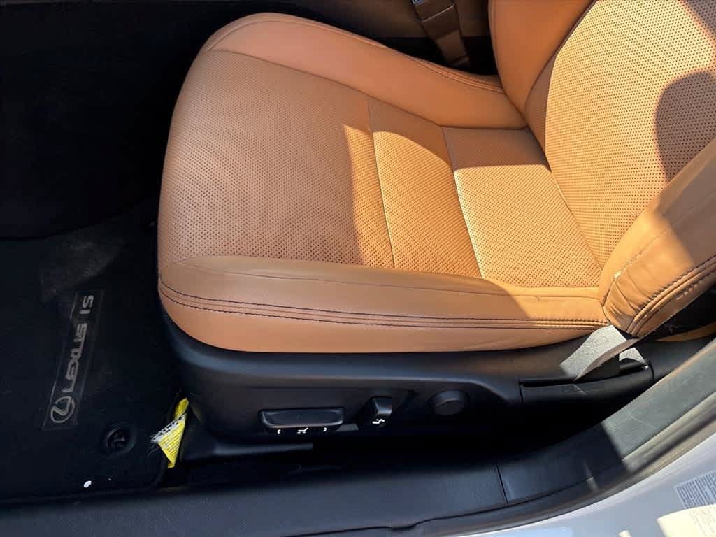 Used 2015 Lexus IS 250 AWD w/ Premium Package image 22