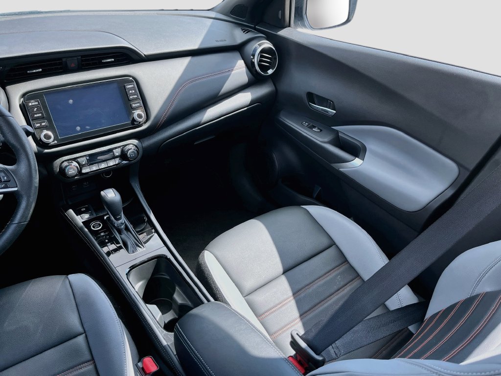 Used 2024 Nissan Kicks SR w/ SR Premium Package FWD image 23