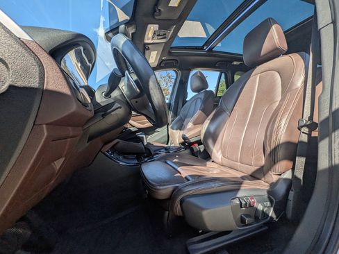 Used 2017 BMW X1 xDrive28i image 11