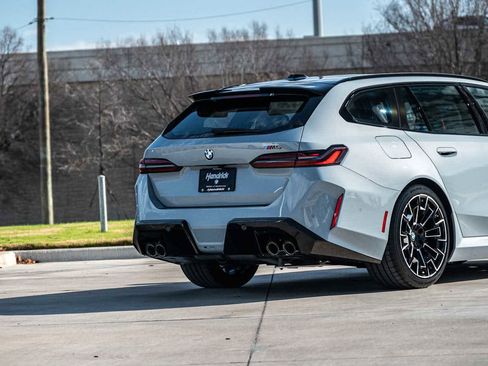 New 2026 BMW M5 Touring image 34