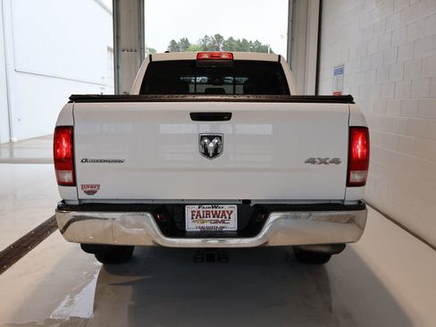 Used 2018 RAM 1500 Outdoorsman AWD/4WD image 9