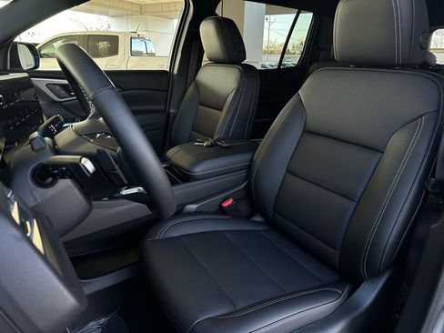 New 2026 Chevrolet Traverse LT w/ Enhanced Driving Package image 13
