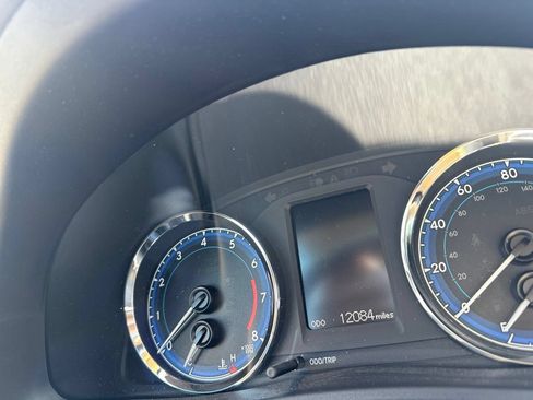 Used 2019 Toyota Corolla LE FWD image 27
