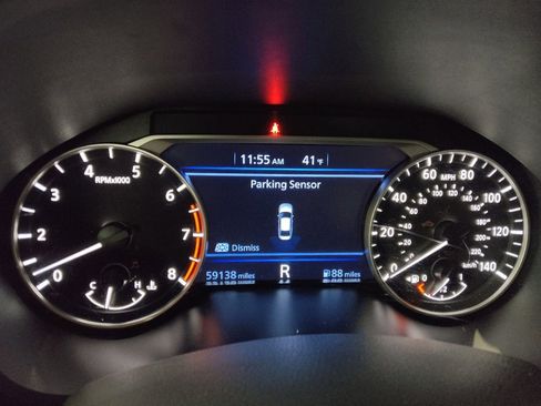 Used 2024 Nissan Altima 2.5 SV image 23