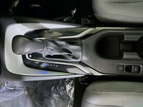 Used 2025 Toyota Corolla SE FWD image 21