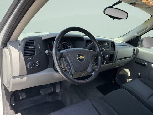 Used 2011 Chevrolet Silverado 1500 W/T RWD image 22