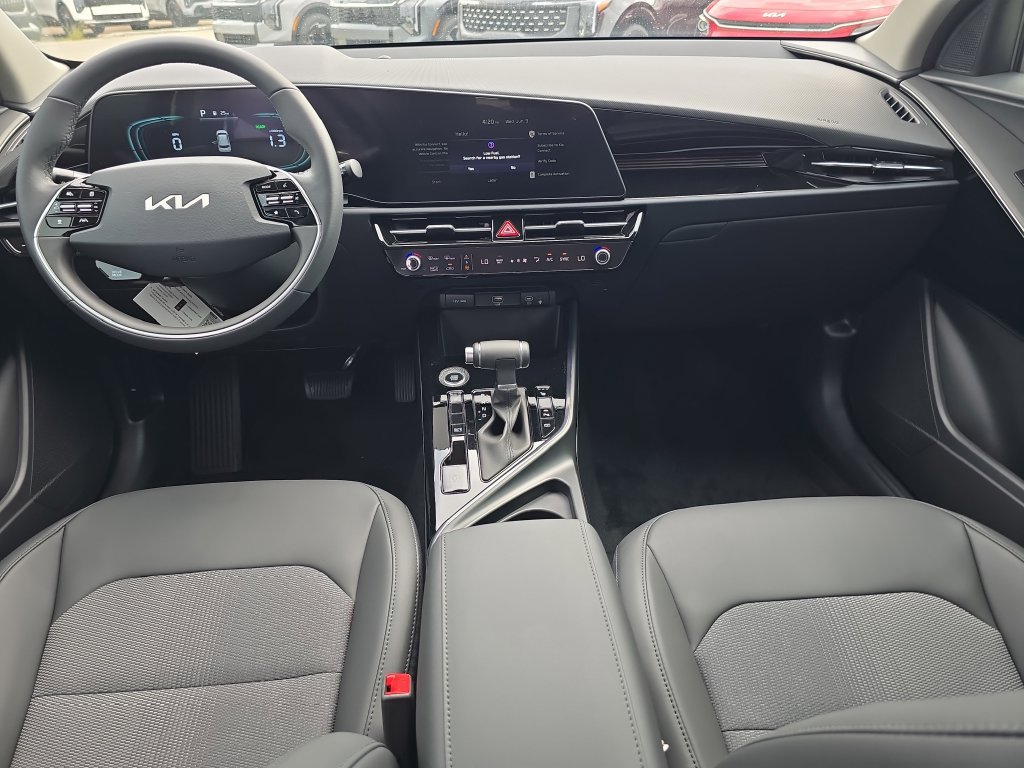 New 2026 Kia Niro EX FWD image 12