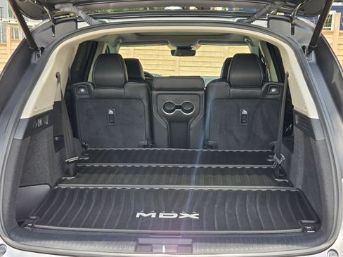 Used 2024 Acura MDX SH-AWD w/ Technology Package image 25