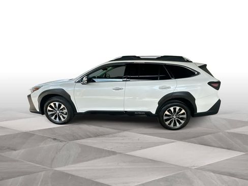 Used 2025 Subaru Outback Touring XT AWD/4WD image 5