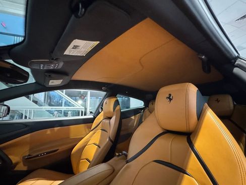 Used 2018 Ferrari GTC4Lusso T image 15