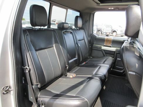 Used 2020 Ford F150 Lariat w/ Equipment Group 502A Luxury AWD/4WD image 24