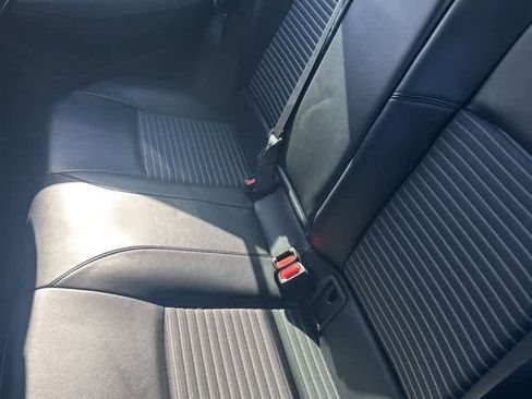 Used 2022 Toyota Corolla XSE FWD image 5