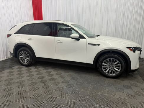 Used 2024 MAZDA CX-90 Plug-In Hybrid w/ Preferred AWD/4WD image 7