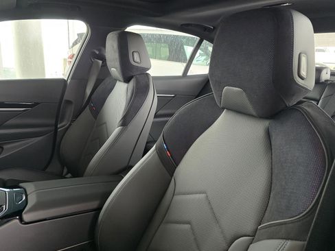 New 2026 BMW 530i w/ M Sport Package RWD image 4