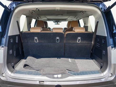 Used 2025 INFINITI QX80 Luxe image 52