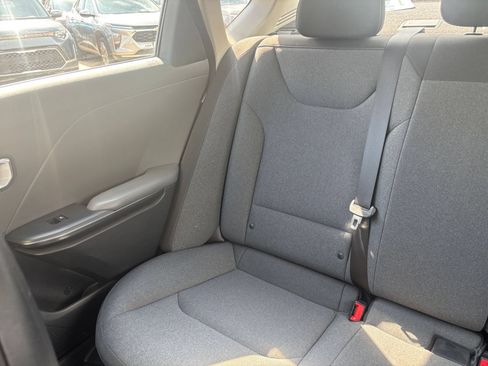 Used 2025 Kia K4 FWD image 37