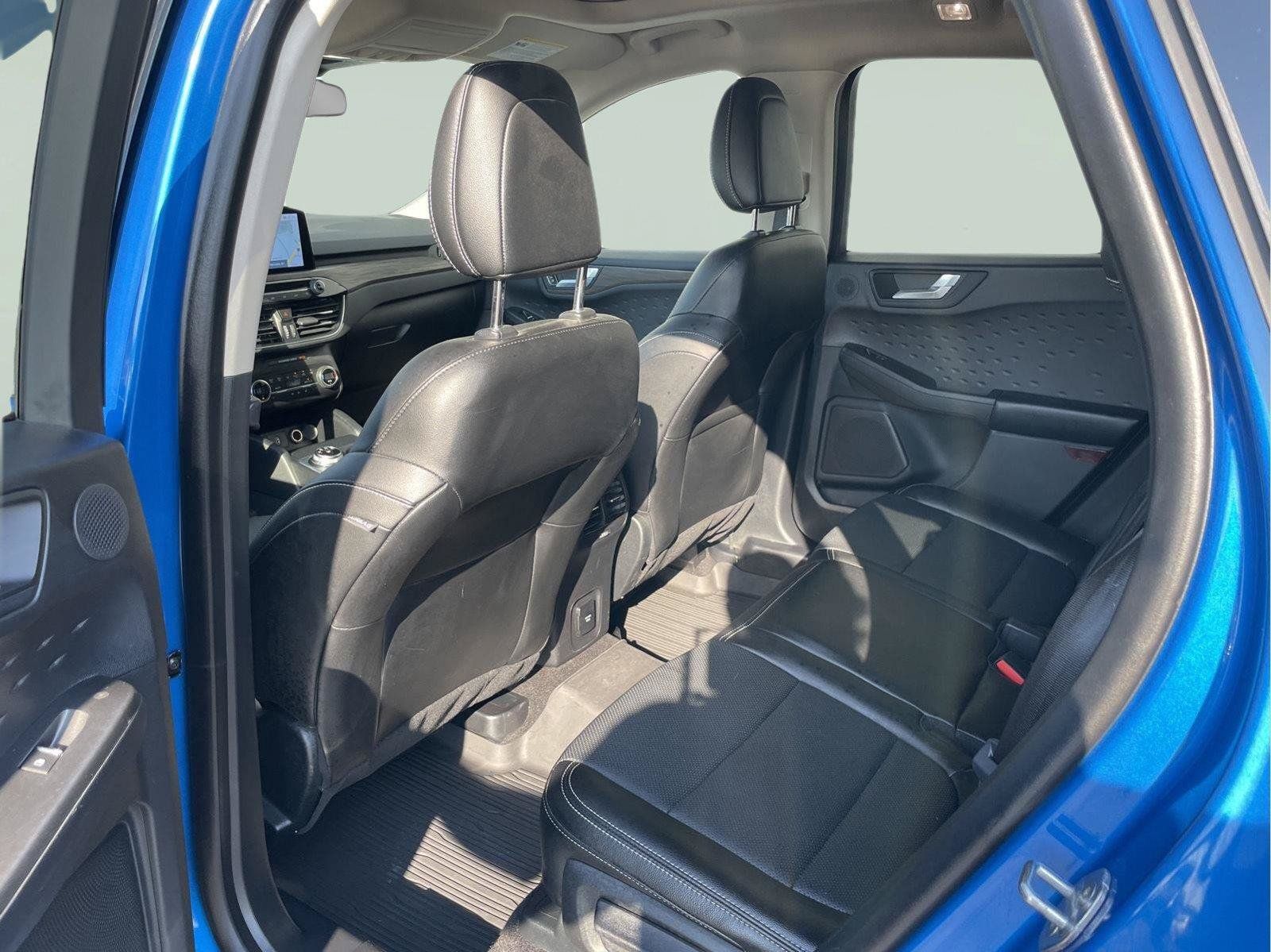 Used 2020 Ford Escape Titanium AWD/4WD image 16