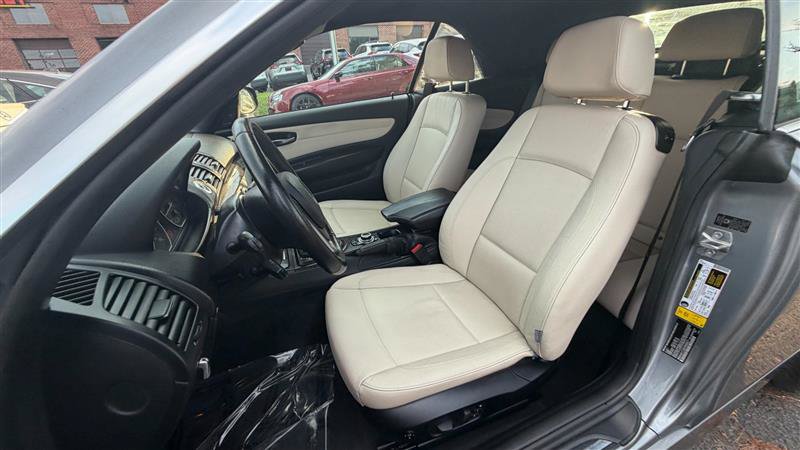 Used 2013 BMW 128i Convertible RWD image 31