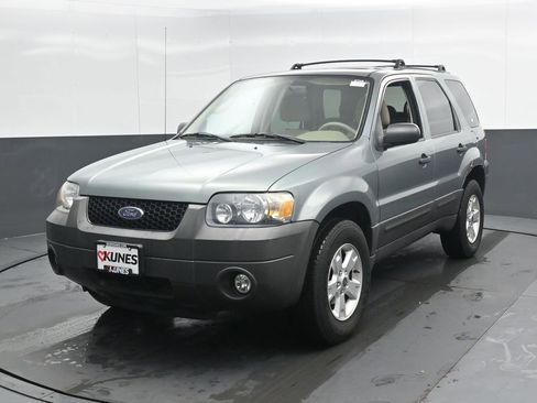 Used 2007 Ford Escape XLT image 5